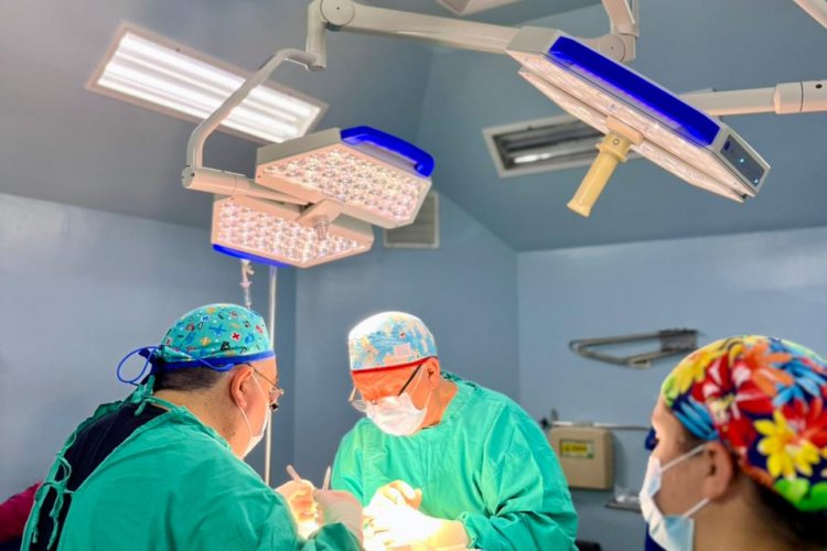 Corporación MATER realizó nuevo operativo urológico pediátrico en el Hospital de Linares