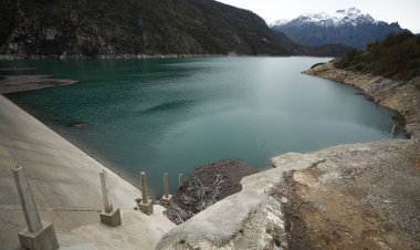 Ministro del MOP visita el embalse Ancoa y reconoce grave impacto de la sequía