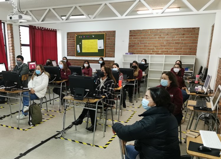 Colegio Alborada realiza mejoras tecnológicas
