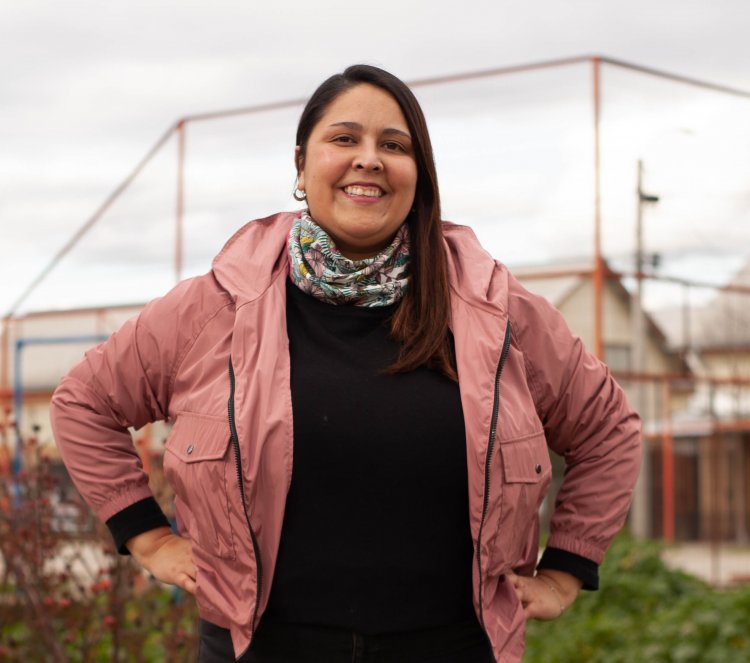 Profesora y feminista Priscila González buscará un escaño como diputada por el Maule sur
