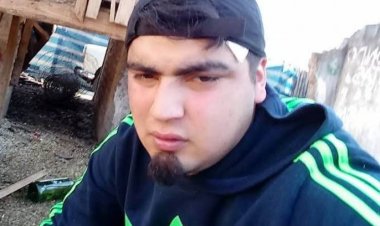 (VIDEO) Emblemático caso policial en Linares: con velatón recuerdan tres años de la muerte de Mauricio Muñoz Muñoz