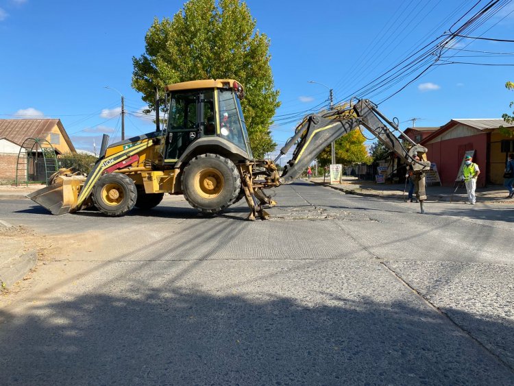 Municipio pide paciencia por reparación de calles y hoyos en Linares