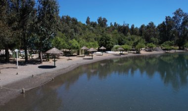 Colbún: Ministro de Economía anunció ampliación de zona de interés turístico y se reunió con artesanas y emprendedores