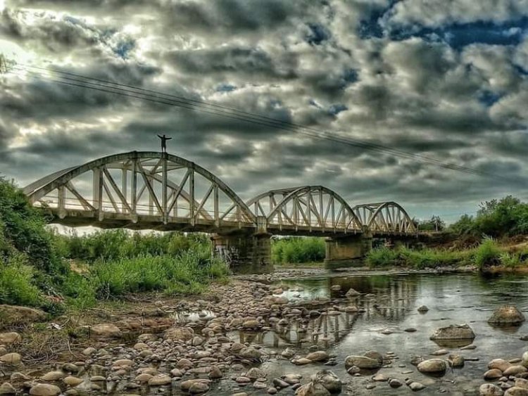 CORE Pablo Gutiérrez propone declarar Monumento Nacional el puente "Tres Arcos"