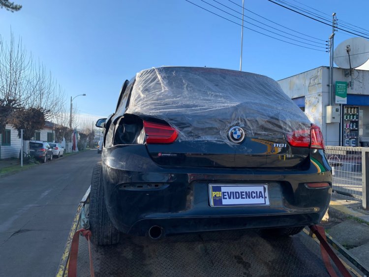 Redada policial en Linares, Curicó, Talca y Cauquenes terminó con 38 detenidos, incautación de armas y la recuperación de dos vehículos BMW que habían sido robados