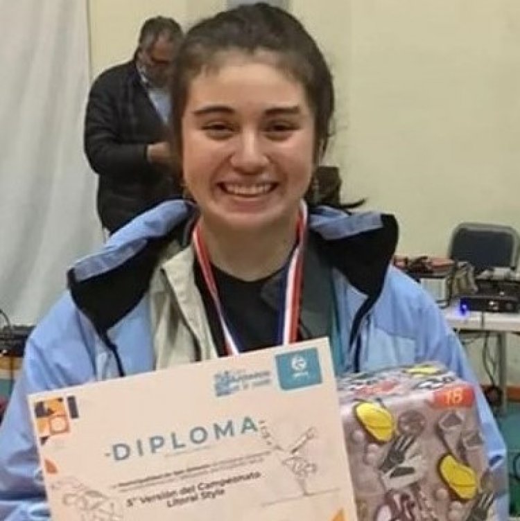 Brillante actuación de linarense Milla Cornejo Olave en el Campeonato Litoral Style realizado en San Antonio