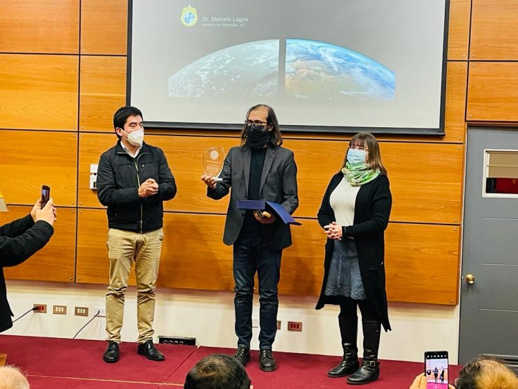 Concurrida exposición de Marcelo Lagos en Campus Linares de la UTalca