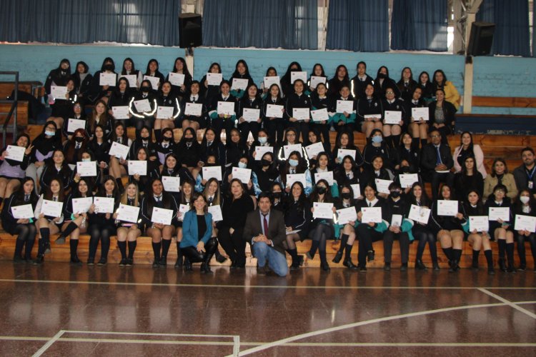 Estudiantes de María Auxiliadora se certifican en talleres de Derechos Sexuales y Reproductivos