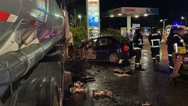 Consternación por deceso de jóvenes tras violento accidente de tránsito en la avenida Aníbal León Bustos