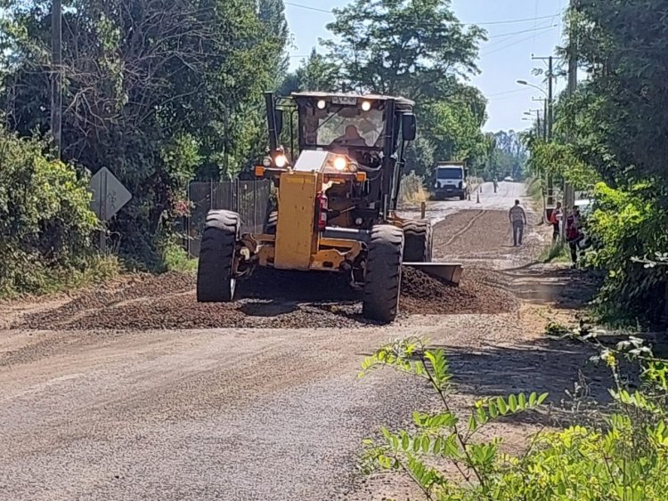 MOP conserva ruta hacia San Víctor Álamos de Linares