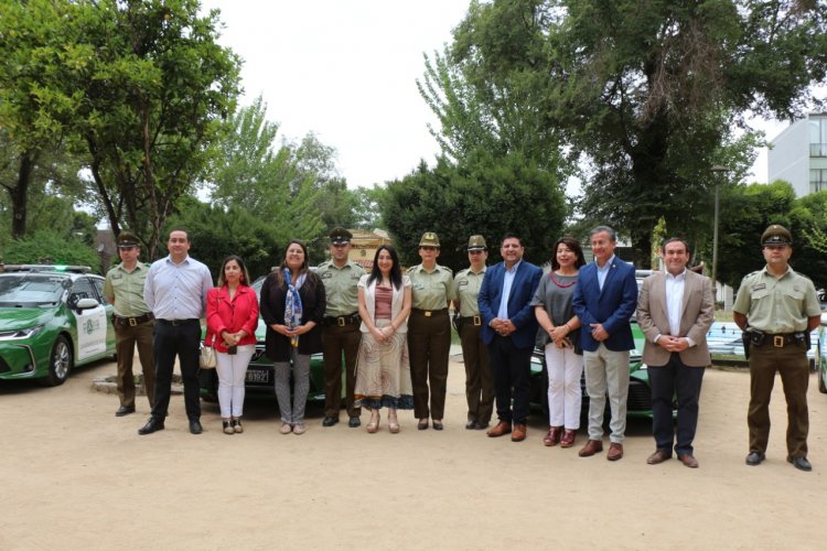 Carabineros recibe 12 nuevos vehículos para reforzar la seguridad en la región