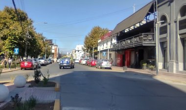 Fin al paseo peatonal de media calzada en calle Independencia