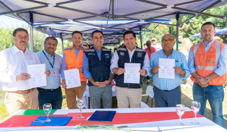 MOP y CORMA Maule firman convenio de colaboración para conservar y cuidar red de caminos rurales