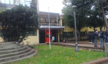 Liceos linarenses deciden iniciar paro de actividades por no pago de compromisos comerciales y previsionales por parte del DAEM