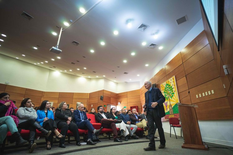 Experto en educación destacó la necesidad  de fomentar vocaciones docentes