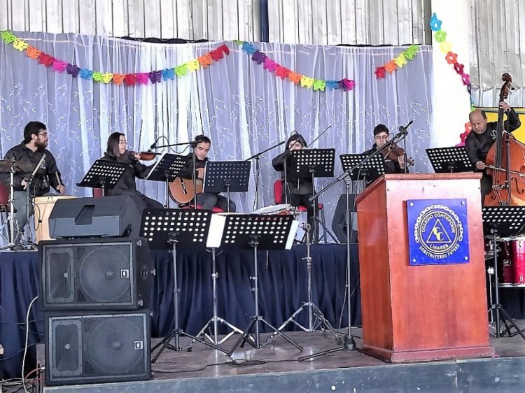 Orquesta Filarmónica del Maule Sur hizo dos visitas  pedagógicas por la Semana de la Educación Artística