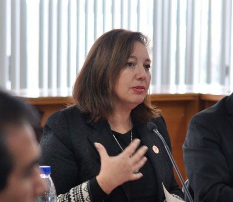 Senadora Vodanovic convocó a mesa de trabajo con perspectiva de género entre Subsecretaría de Pesca y más de 500 pescadoras artesanales del Maule y el país