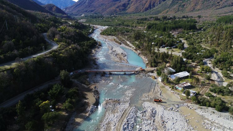 MOP construyó terraplén que permite tránsito peatonal por el puente Chupallar