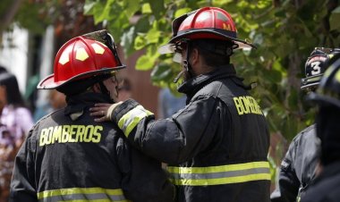 Bomberos de la región cuenta con 1.180 nuevos equipos de comunicación y baterías de respaldo