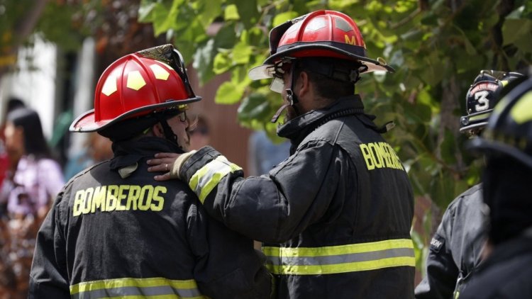 Bomberos de la región cuenta con 1.180 nuevos equipos de comunicación y baterías de respaldo