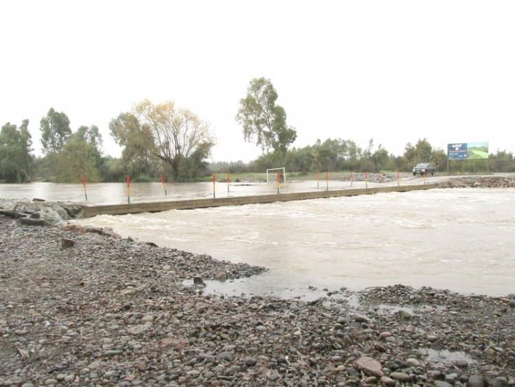 Senador Galilea y concejal Vallejos celebran aprobación para la construcción del puente Maica sobre el río Putagán en Villa Alegre