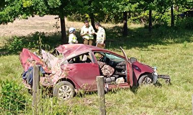 Conductor fallece tras volcamiento de automóvil en la Ruta Cinco sur en el tramo Linares-Longaví