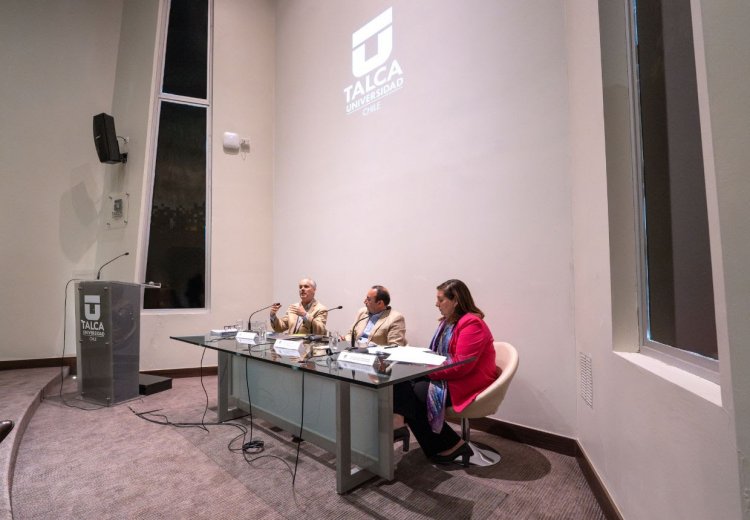 Universidad de Talca y Fundación Maule celebraron conversatorio sobre Propuesta Constitucional