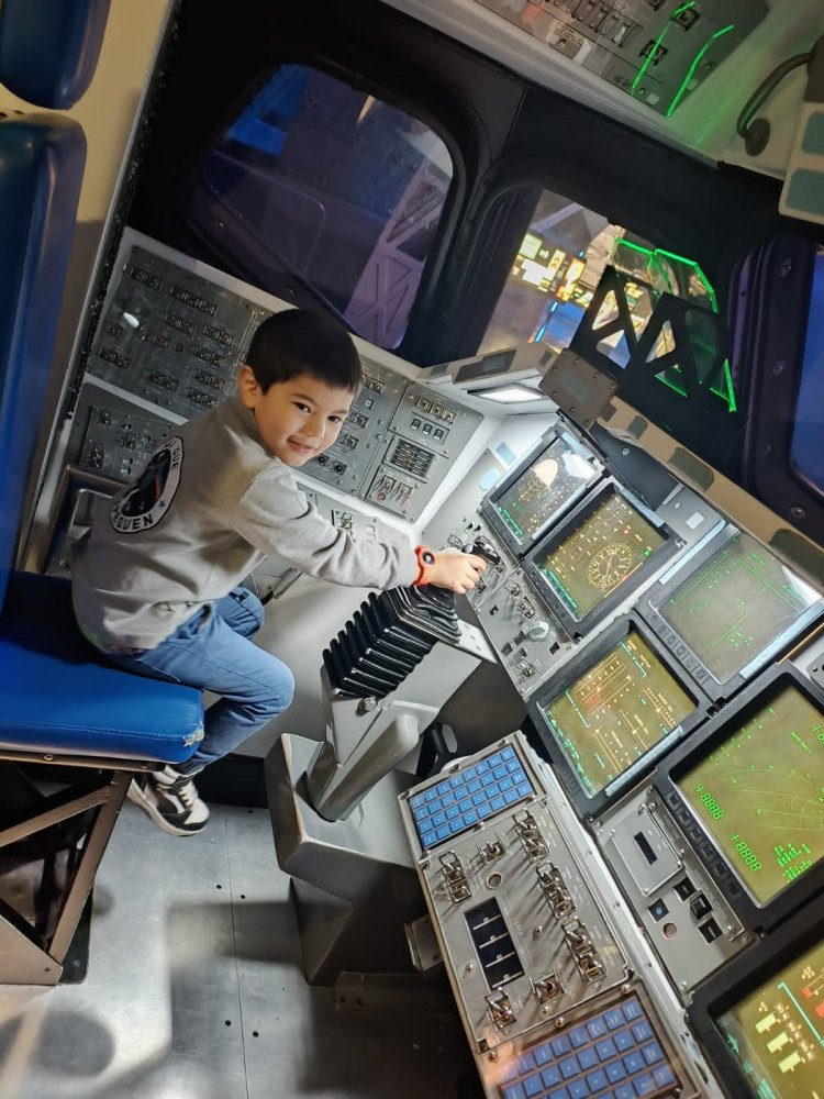Estudiante linarense visitó el Centro Espacial Kennedy de la Nasa