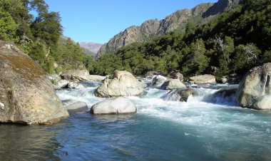 Joven de 29 años muere ahogado en las aguas del río Achibueno