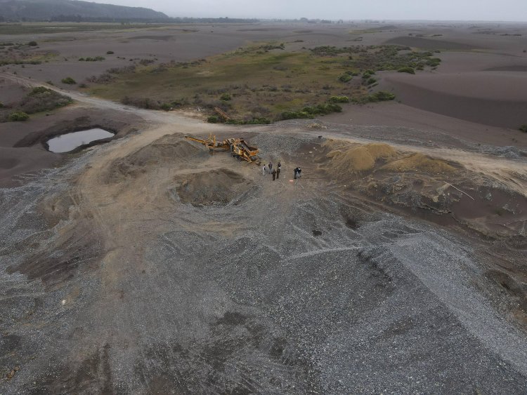 Bienes Nacionales Maule lideró fiscalización de extracción ilegal de áridos en terreno fiscal en el sector de Putú