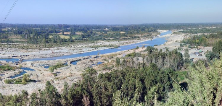 DGA del MOP Maule ordena paralización de obras y labores a empresa que extrae áridos y agua en el río Maule