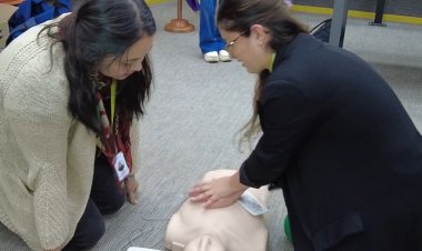 Nuevo espacio cardio protegido: CFT Maule incorporó 3 equipos de reanimación eléctrica y capacitó a 30 colaboradores