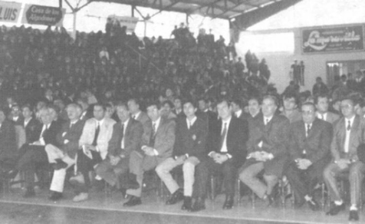 Origen del "Día del Estudiante": legado del linarense Raúl Balboa Ibáñez