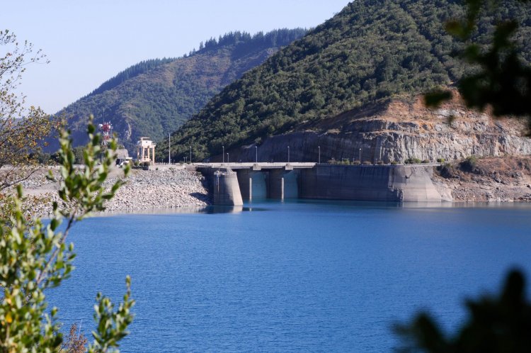 Embalse Colbún en un 58 por ciento de capacidad máxima