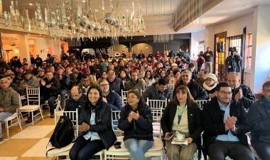 Exitoso seminario del INIA y GORE Maule reúne a más de 200 personas y ofrece una visión anticipada de la temporada 2024/25 de frambuesas