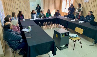 Coordinan y planifican para aumentar exitosa cobertura del EcoMercado Solidario de Linares