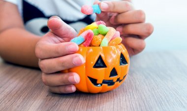 Especialista explica cómo cuidar la salud bucal durante Halloween