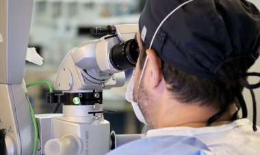 Capredena y Fonasa realizan exitoso operativo en Curicó para reducir lista de espera de cataratas