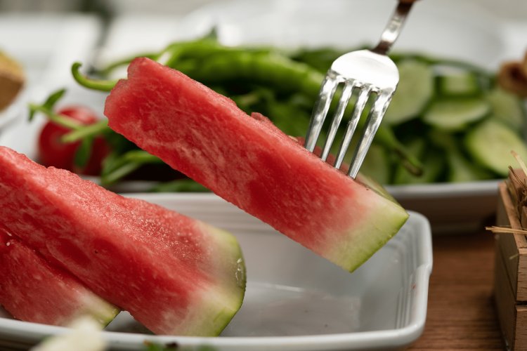 Colaboración entre INIA y CEAF busca entregar melones y sandías más dulces