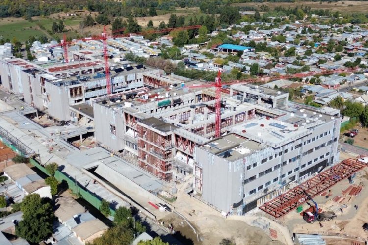 Nuevo Hospital de Cauquenes avanza en obras civiles