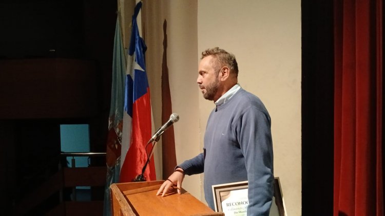 Linares: premian a experto del turismo y documentalista Leonardo Albornoz