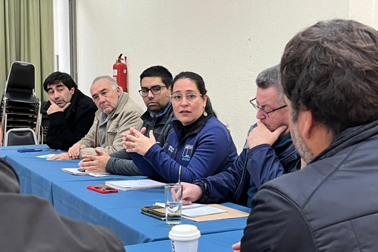 Delegada presidencial Aly Valderrama lidera mesa de coordinación para temporada de invierno