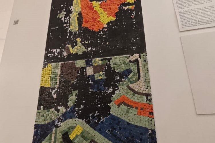 Mosaico de Pedro Olmos en ex Iansa: un mamarracho en el Día del Patrimonio