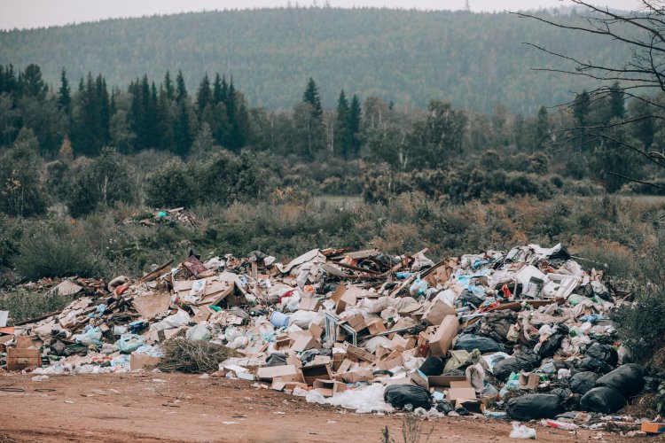(PUBLICACIÓN PAGADA) Preocupación por aumento de vertederos ilegales en Linares