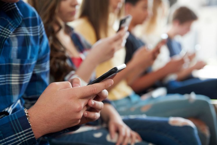 Riesgo neurológico: demencia digital en niños y jóvenes