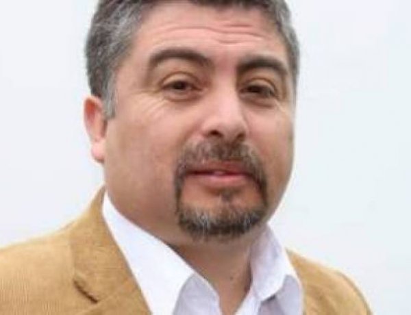 Jorge Beltrán Navarrete:   ¿Por qué es importante votar por Jara y no por Kast?