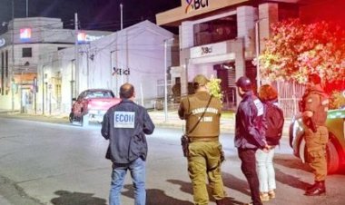 En riesgo vital menor de edad que recibió disparo en la cabeza mientras compartía con otras personas al interior de camioneta