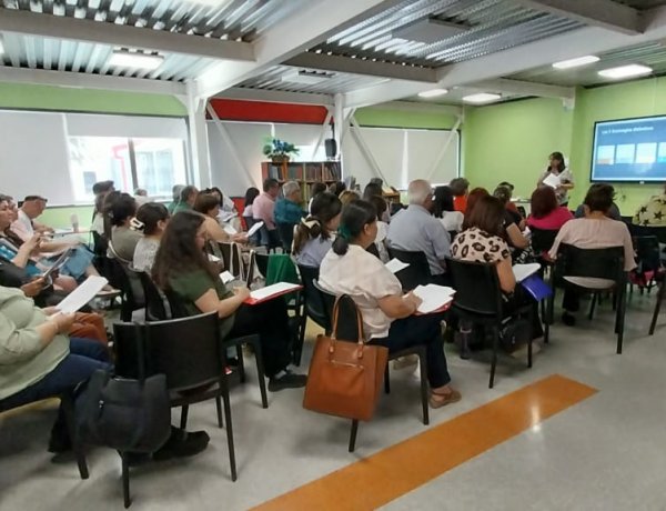 Profesores de religión participan de jornadas de capacitación en Linares