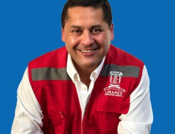 Alcalde de Linares rompe el silencio por requerimiento ante Tribunal Constitucional: "es una mentira que este suspendido del cargo"