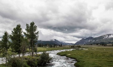 Cuando el aire se llena de agua: así se activa la lluvia en Chile
